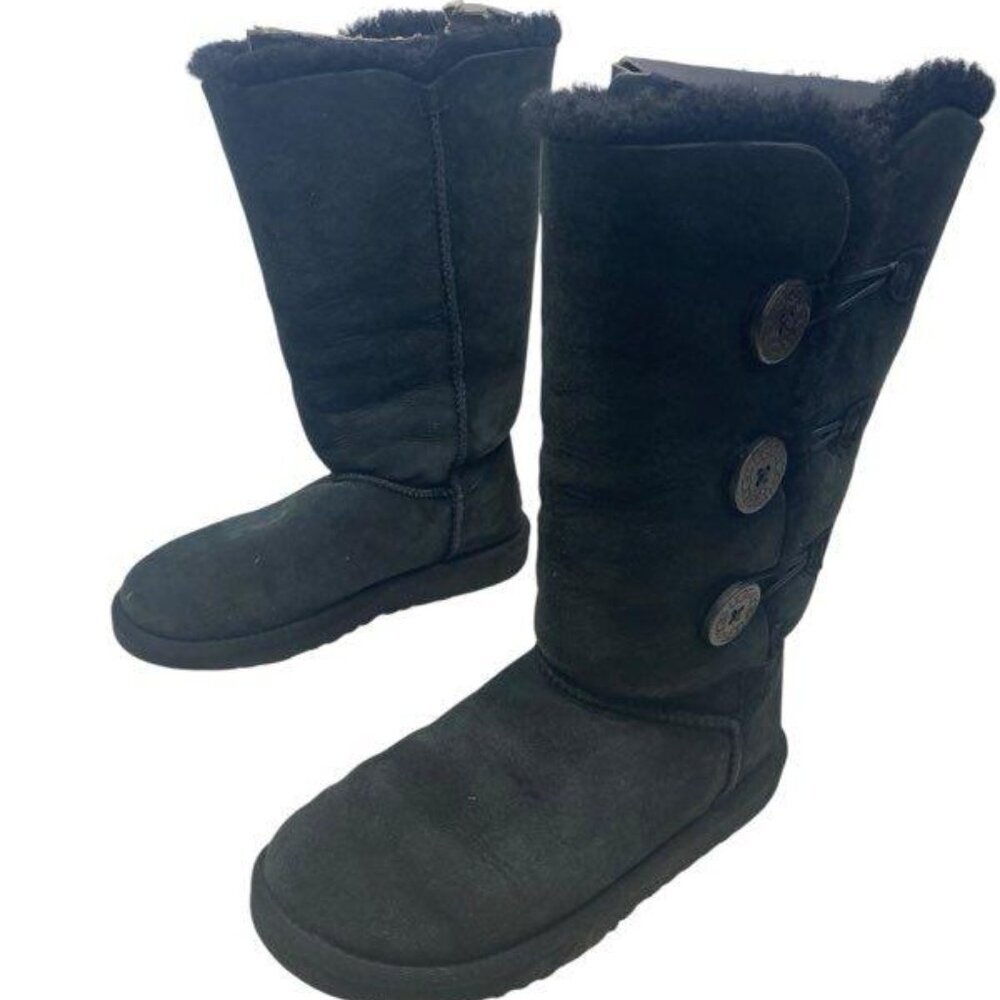 UGG Australia Bailey Button Triplet Sheepskin Boots - Women's 7 - Picture 2 of 14